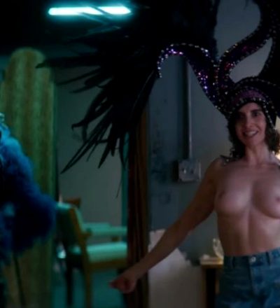 Alison Brie & Betty Gilpin Topless In New GLOW S3