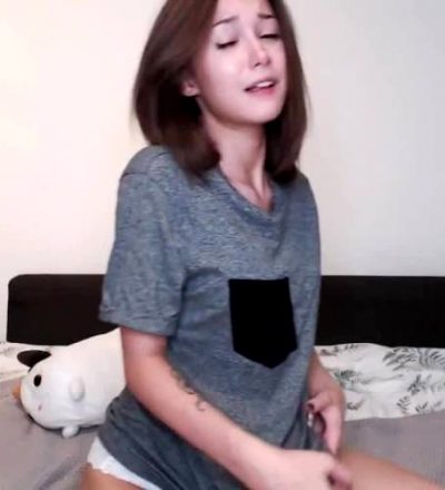 Asian Webcam Girl Reveal