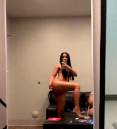 Cardi B Disproving Fake Nudes On Instagram.