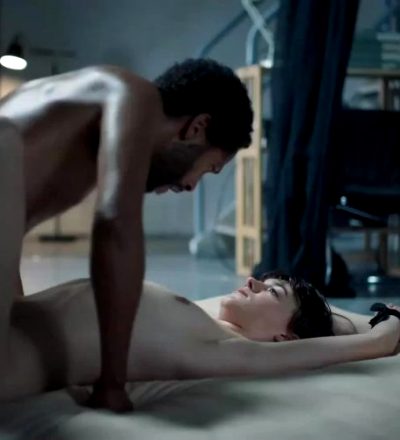 Daisy Edgar Jones – Perfect Nude Debut In ‘Normal People’