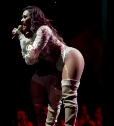 Demi Lovato Bending Over On Stage