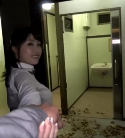 Shunka Ayami – Bathroom Quickie