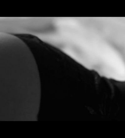 Vanessa Hudgens – Seductive In „Reminding Me“ Music Video
